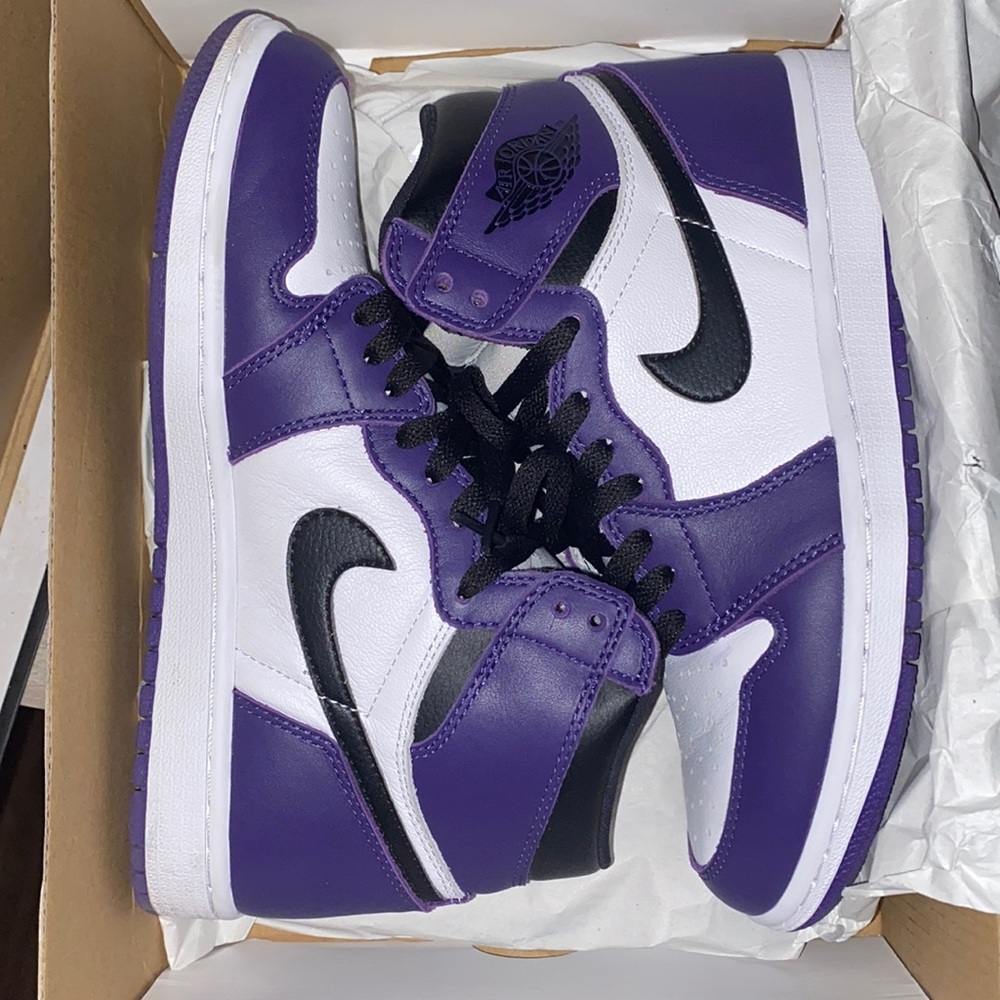 Jordan 1 Court purple size 7